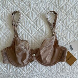 NWT Chantelle Women's Tan Lace Underwire Bra Size 32C